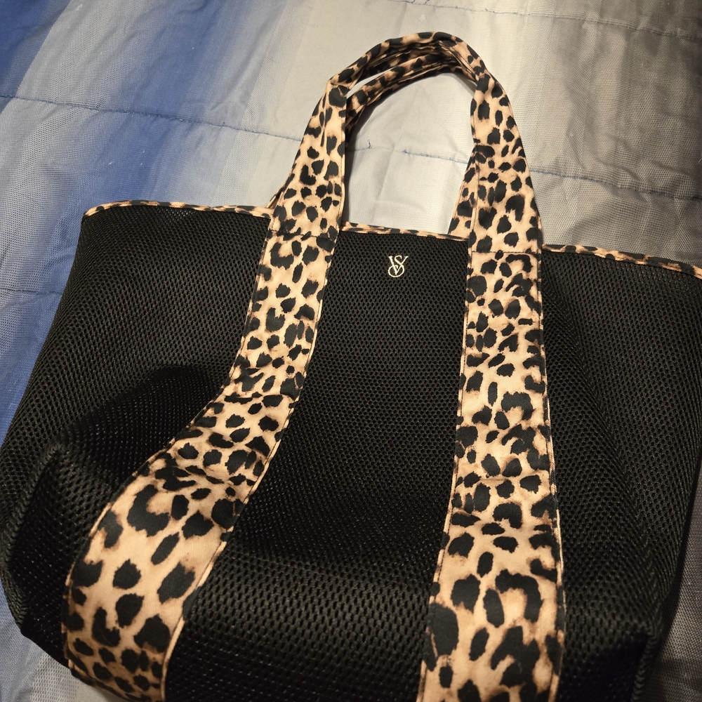 Stylish Black Leopard Print Tote Bag